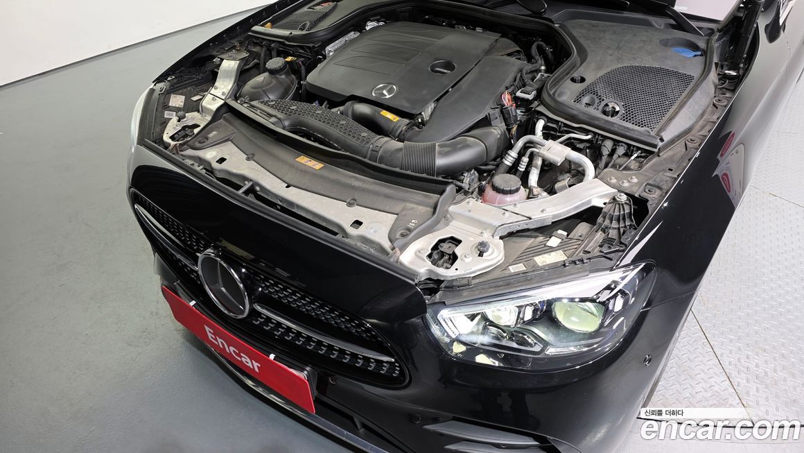 Mercedes-Benz E-Class 2021