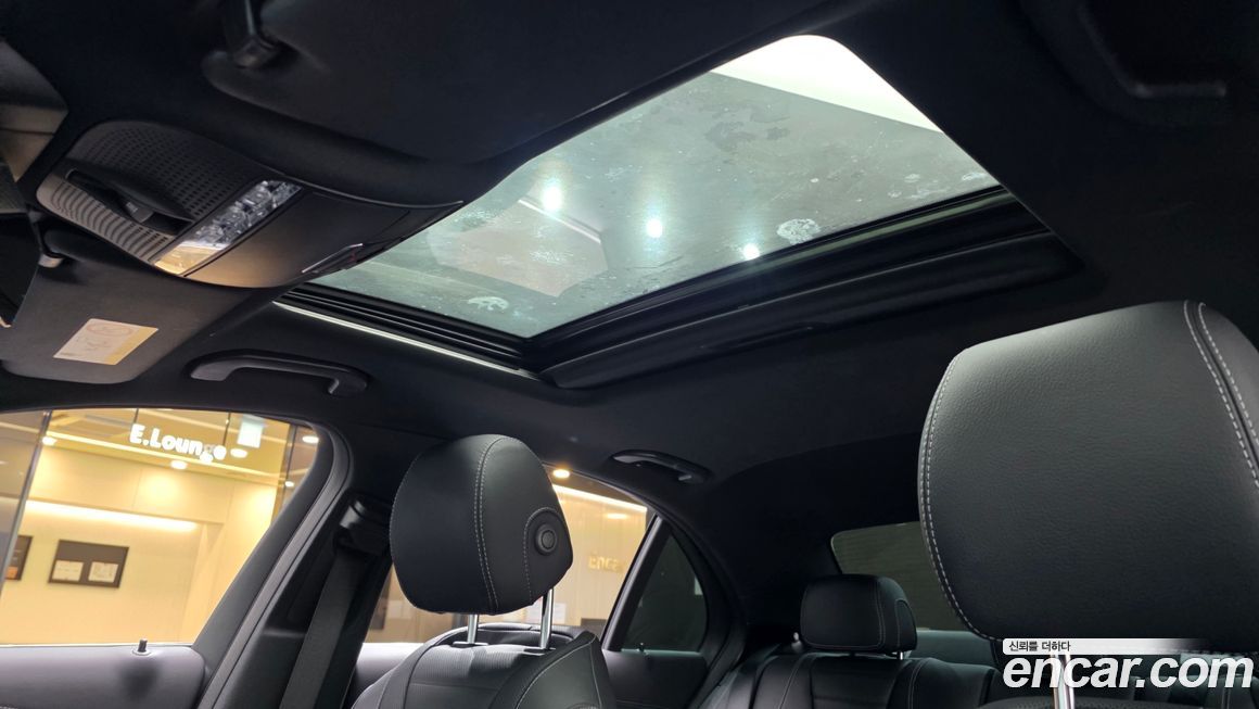 Mercedes-Benz E-Class 2023