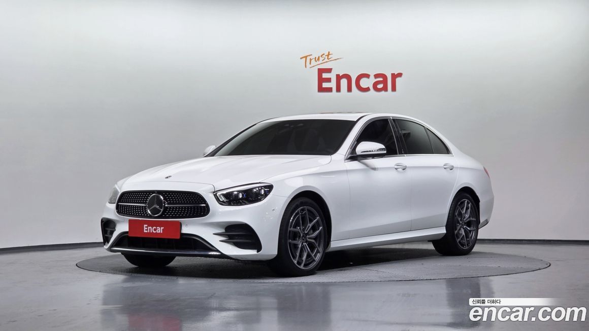 Mercedes-Benz E-Class 2023