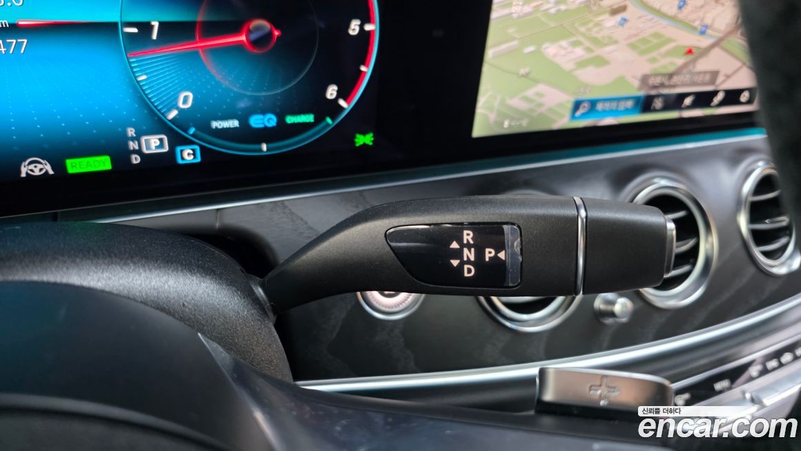 Mercedes-Benz E-Class 2023