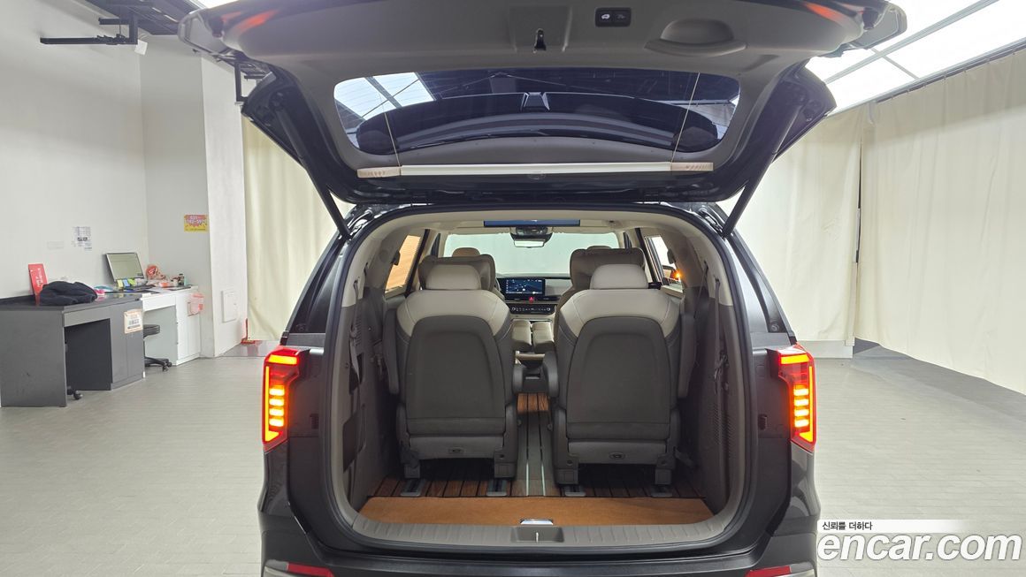 Kia Canival 2024