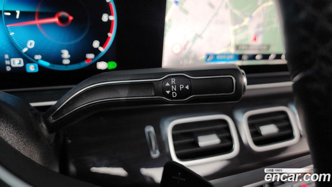 Mercedes-Benz GLE-Class 2021