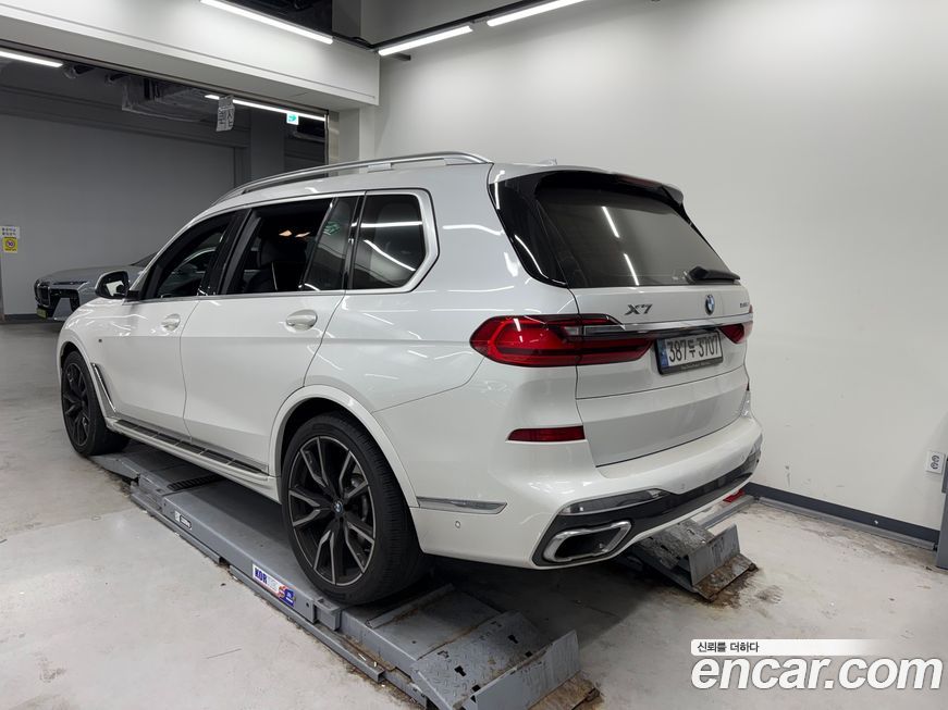 BMW X7 2022