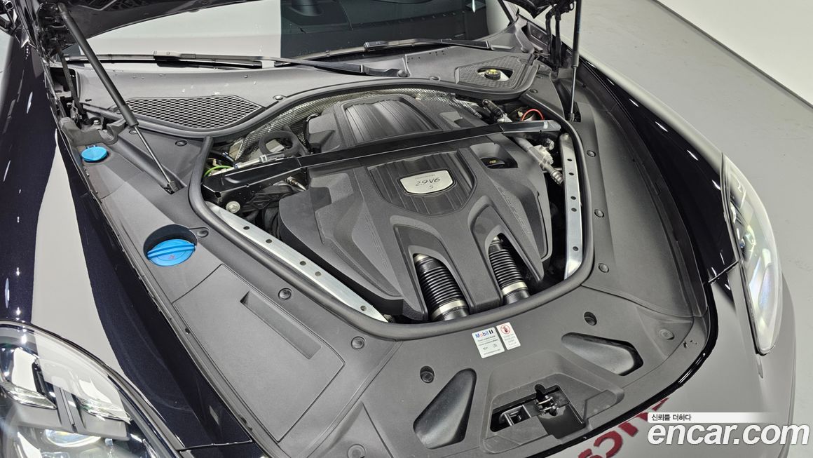 Porsche Panamera 2018