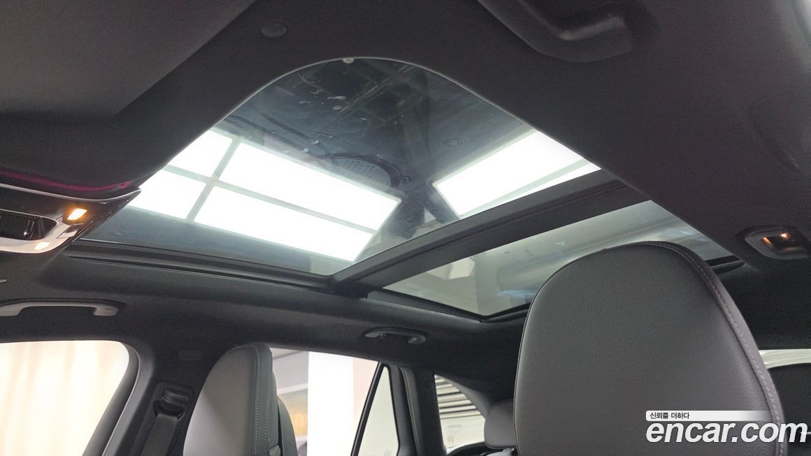 Mercedes-Benz GLC-Class 2026