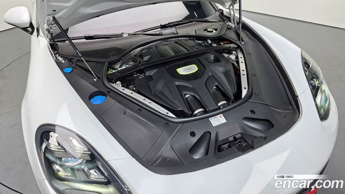 Porsche Panamera 2020