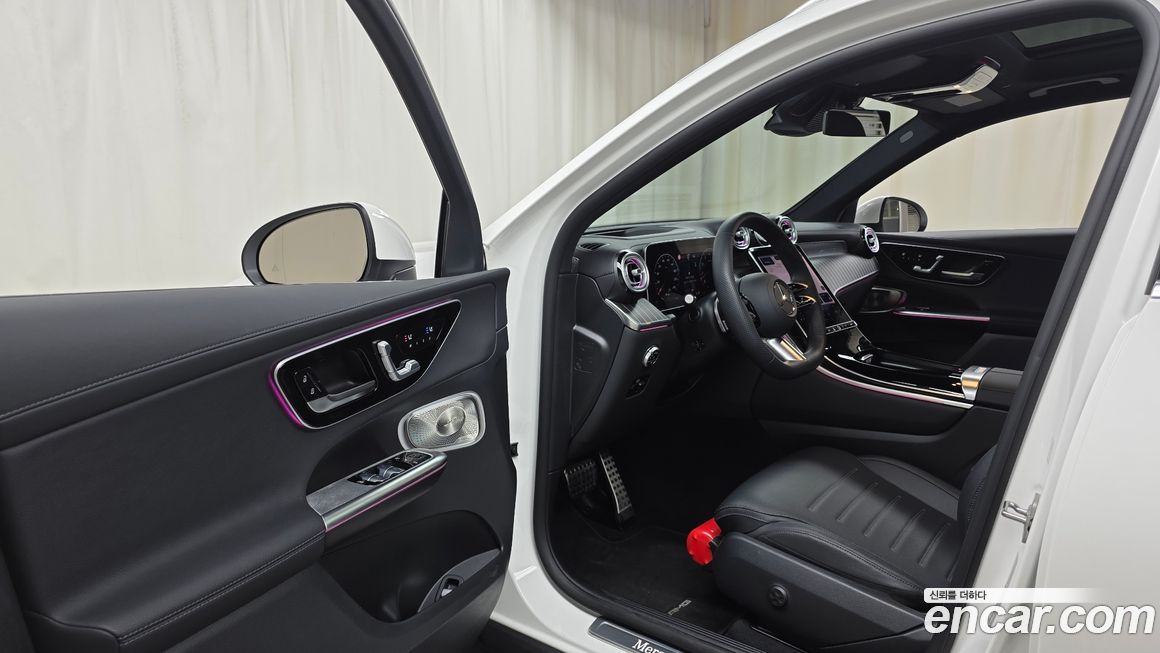 Mercedes-Benz GLC-Class 2026