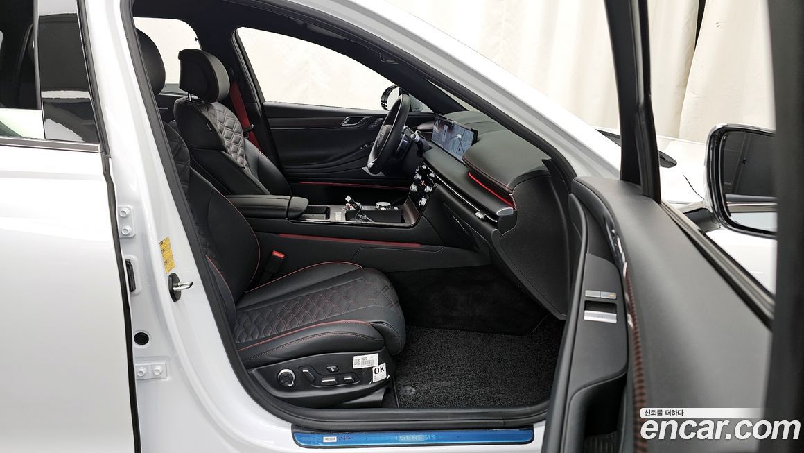 Genesis G80 2025