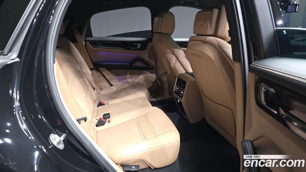 Porsche Cayenne 2023