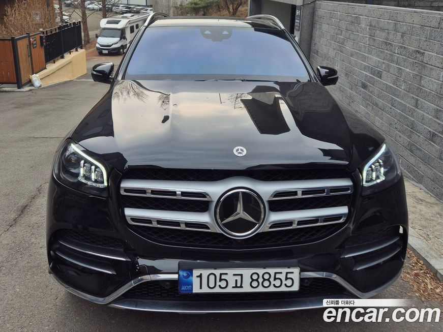 Mercedes-Benz GLS-Class 2023