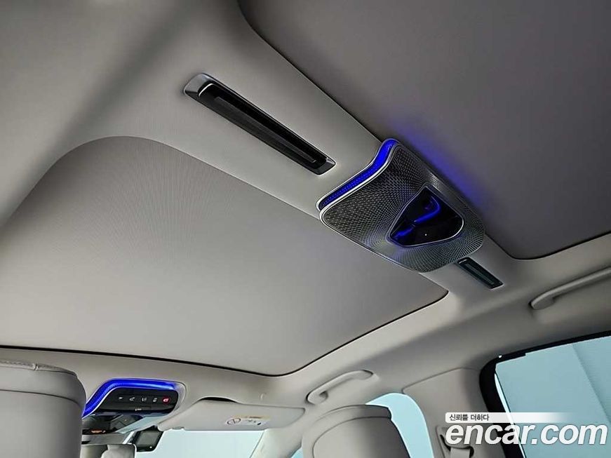 Mercedes-Benz S-Class 2023