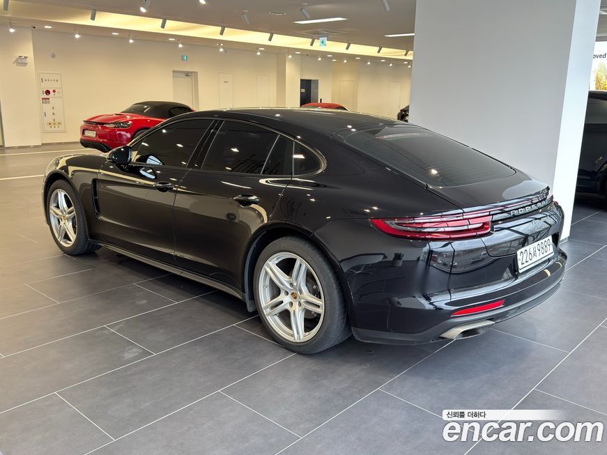 Porsche Panamera 2020