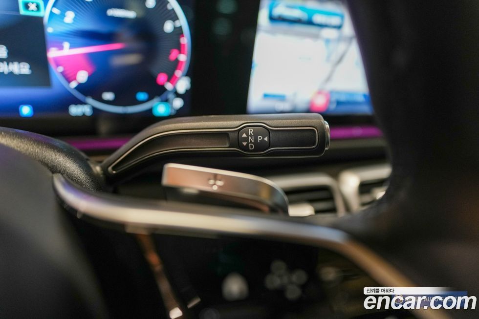 Mercedes-Benz GLE-Class 2025