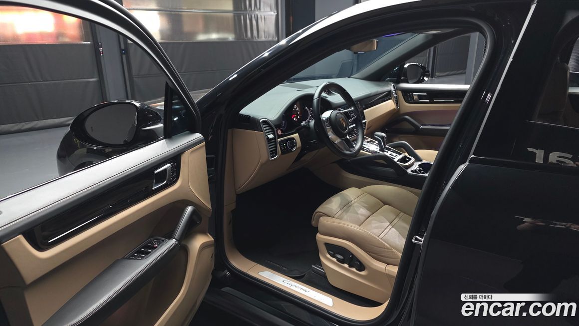 Porsche Cayenne 2023