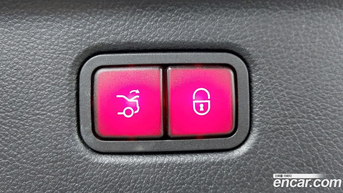 Mercedes-Benz S-Class 2023