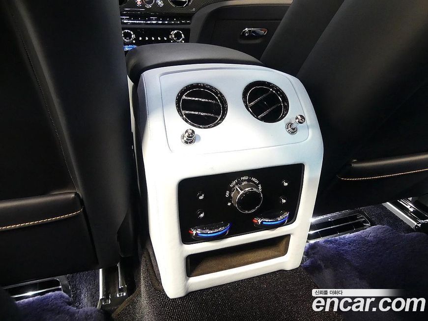 Rolls-Royce Ghost 2023