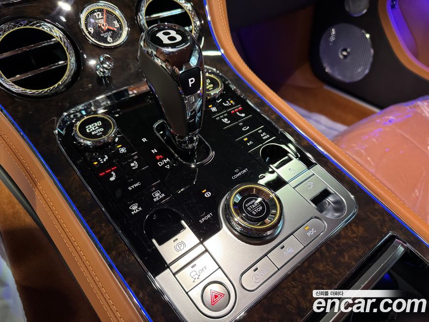 Bentley Continental 2021