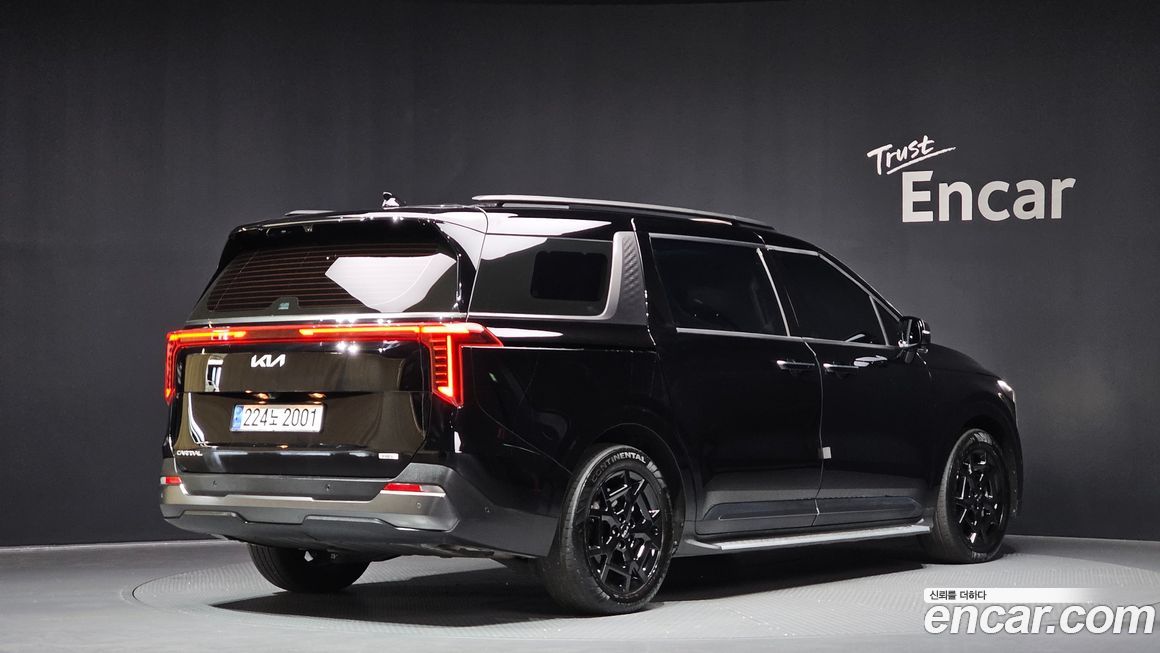 Kia Canival 2024