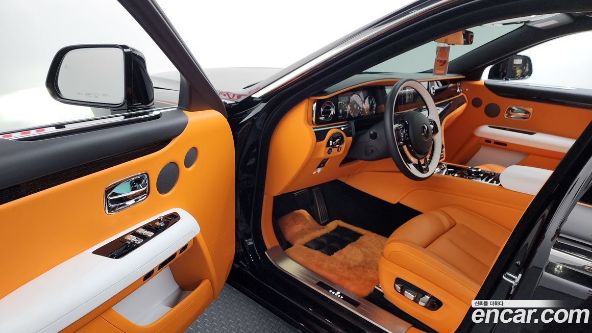 Rolls-Royce Ghost 2024