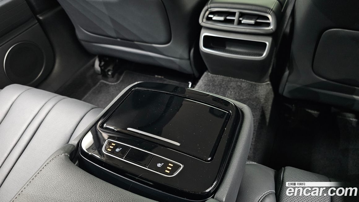 Genesis G80 2023