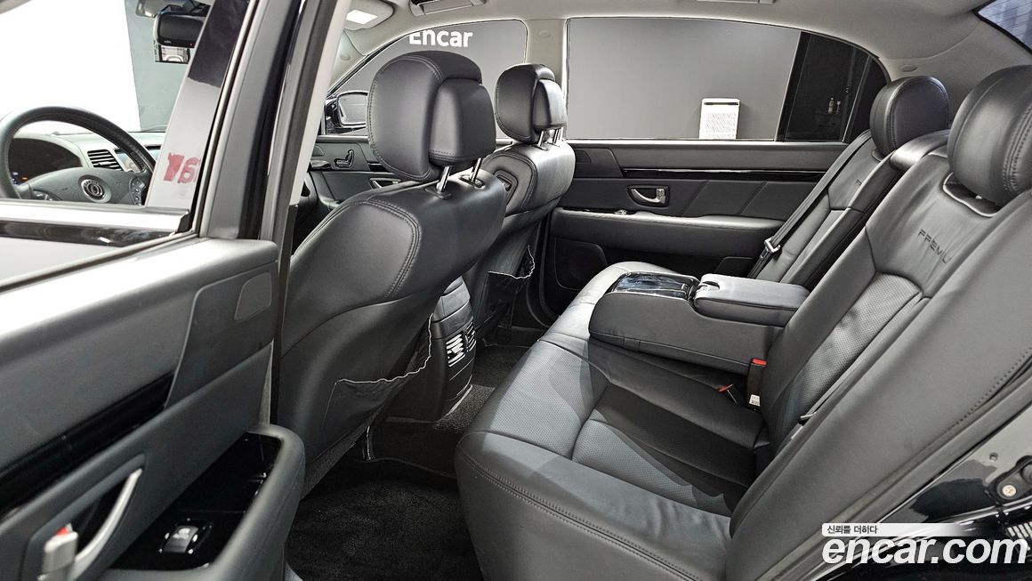 Kia OPIRUS 2010