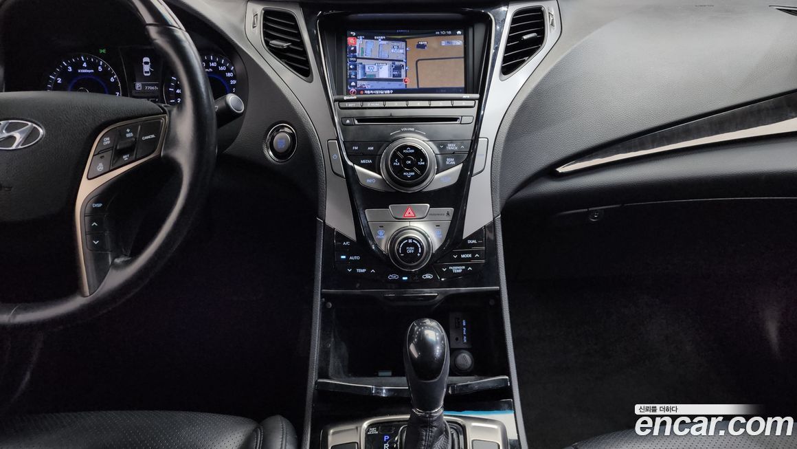 Hyundai Grandeur 2012