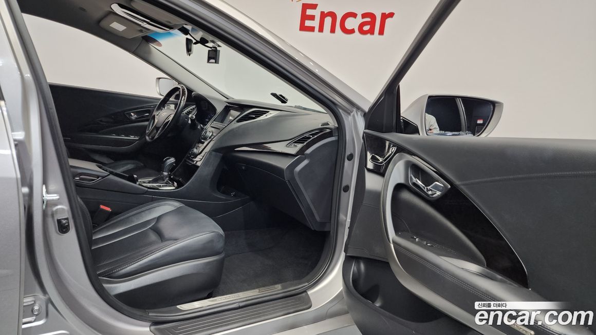 Hyundai Grandeur 2012