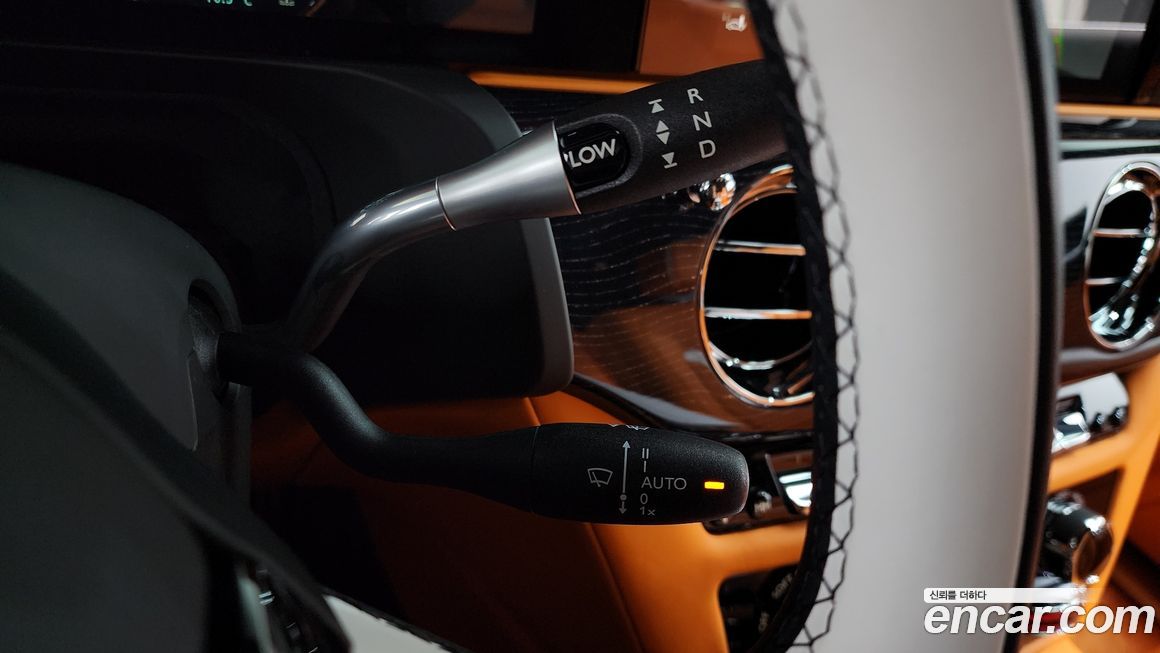 Rolls-Royce Ghost 2024