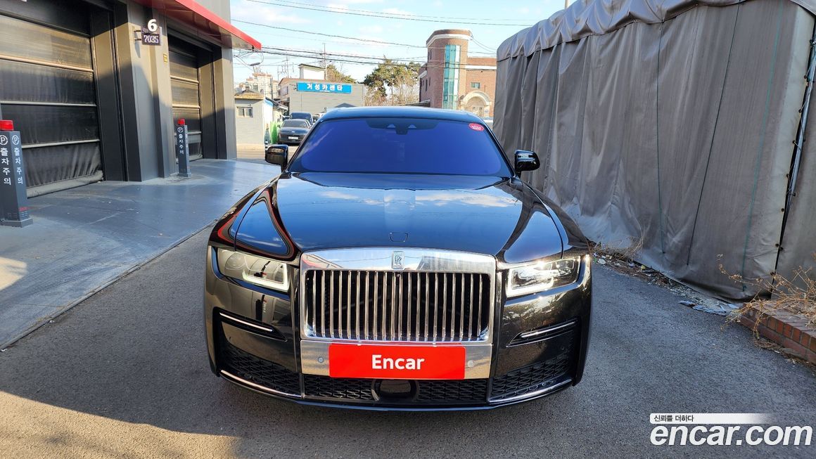 Rolls-Royce Ghost 2024