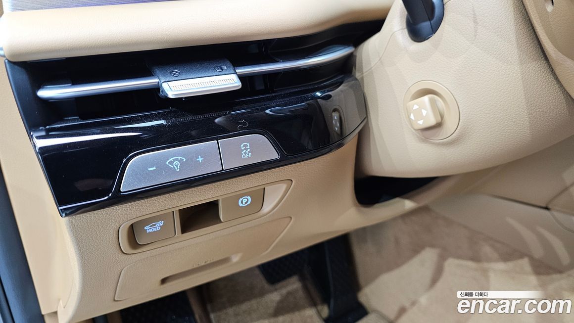 Genesis G80 2025