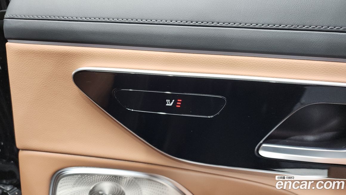 Mercedes-Benz E-Class 2025