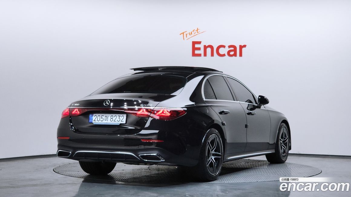 Mercedes-Benz E-Class 2025