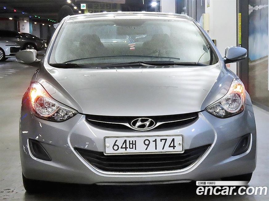 Hyundai AVANTE 2011