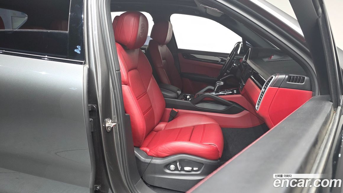 Porsche Cayenne 2020