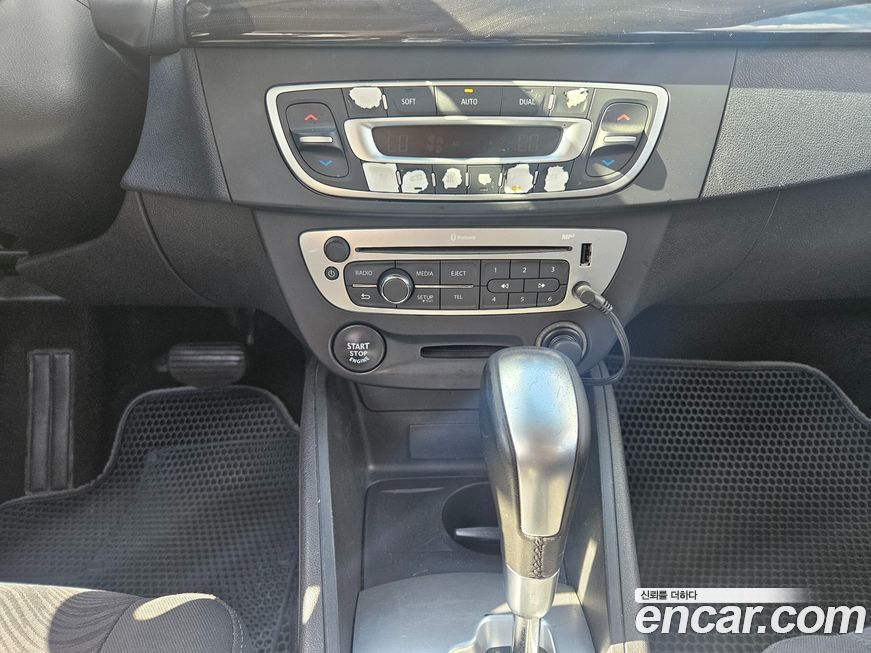 Renault-KoreaSamsung SM3 2014