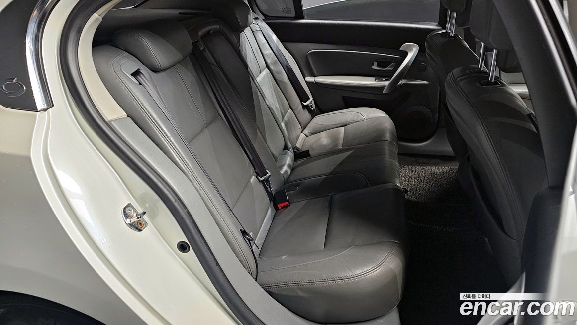 Renault-KoreaSamsung SM5  2011