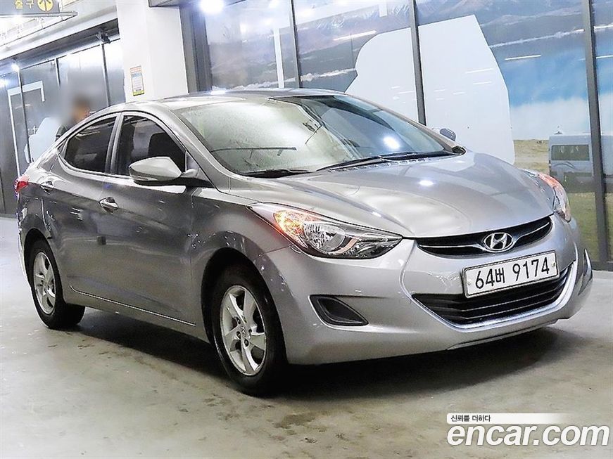 Hyundai AVANTE 2011