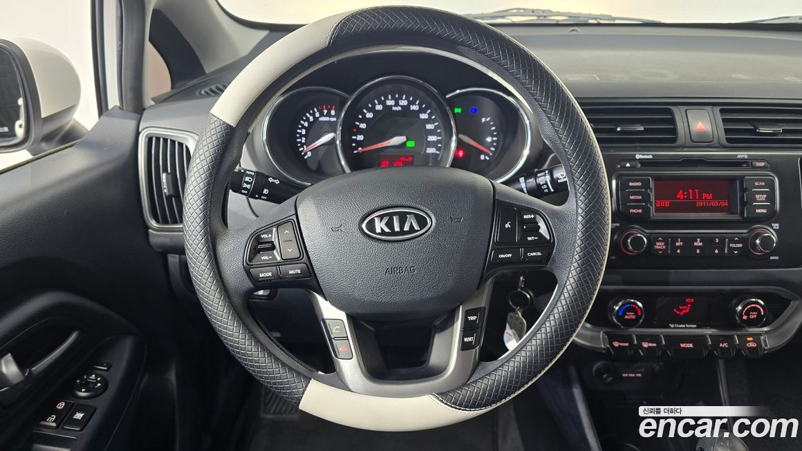 Kia pride 2012