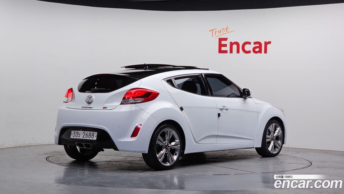Hyundai Veloster 2012