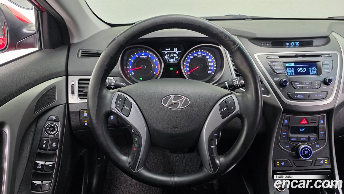 Hyundai AVANTE 2015