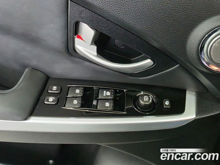 KG_Mobility_Ssangyong KORANDO 2014