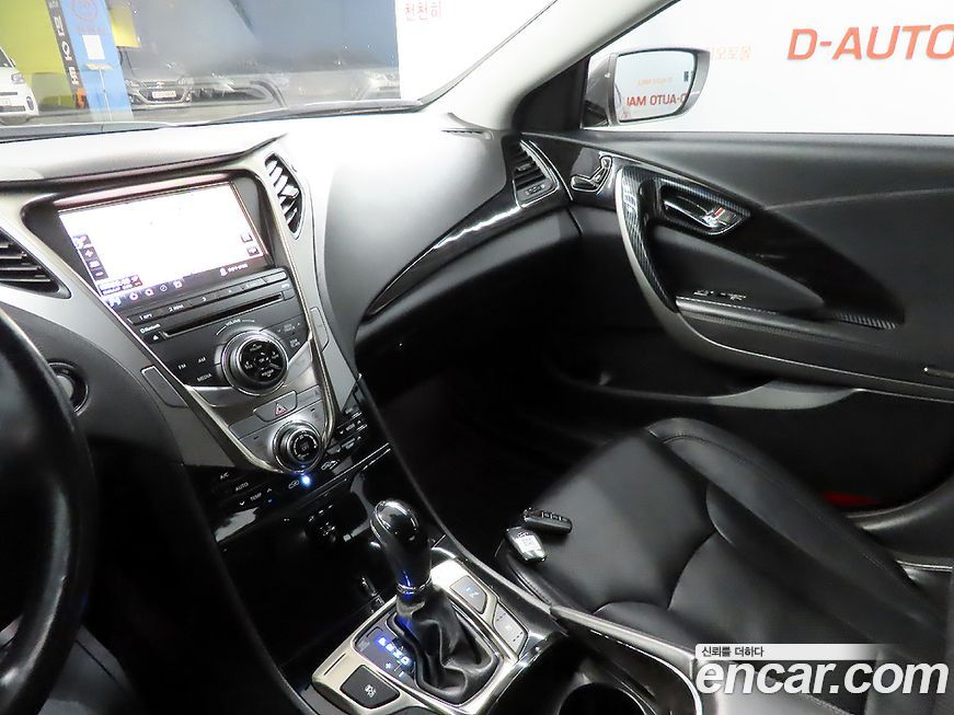 Hyundai Grandeur 2012