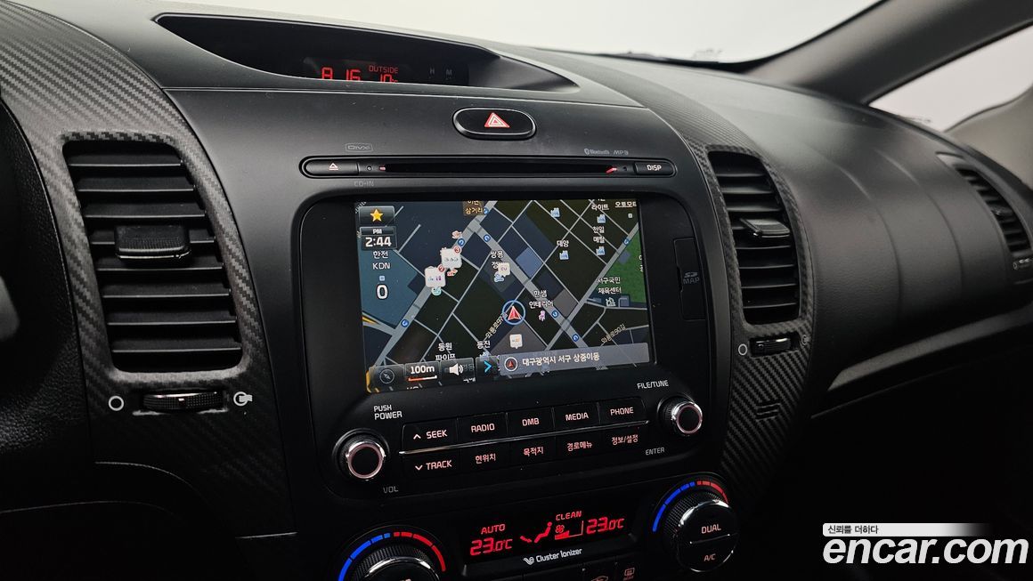 Kia K3 2015