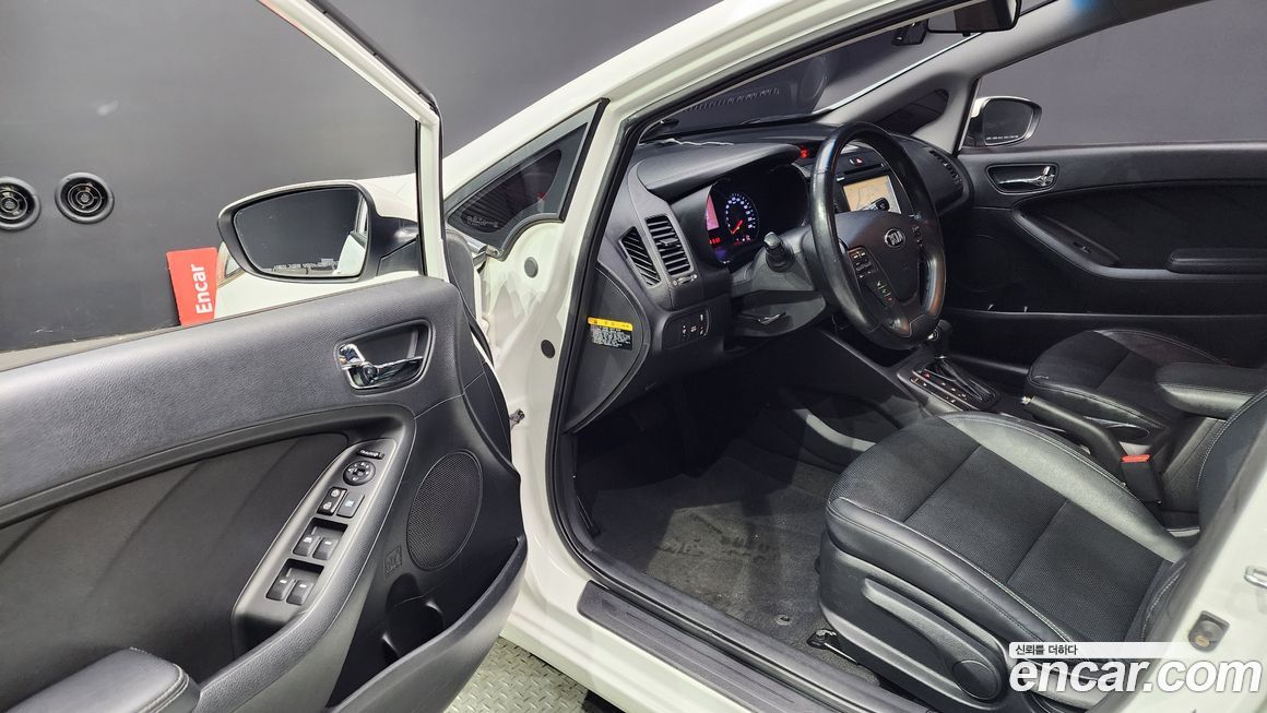 Kia K3 2013