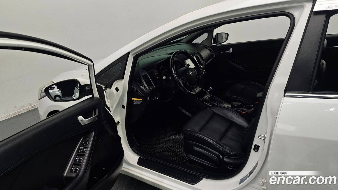 Kia K3 2015