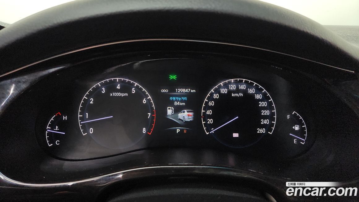 Hyundai Genesis 2012