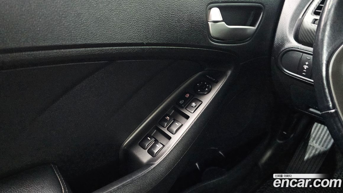 Kia K3 2015