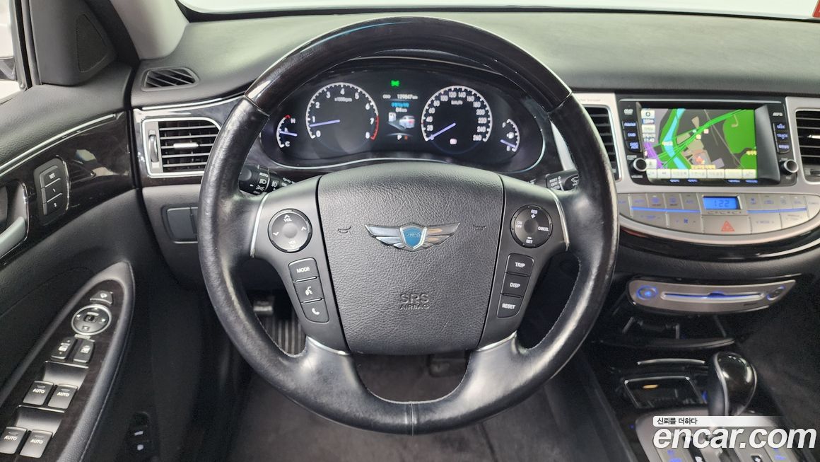 Hyundai Genesis 2012