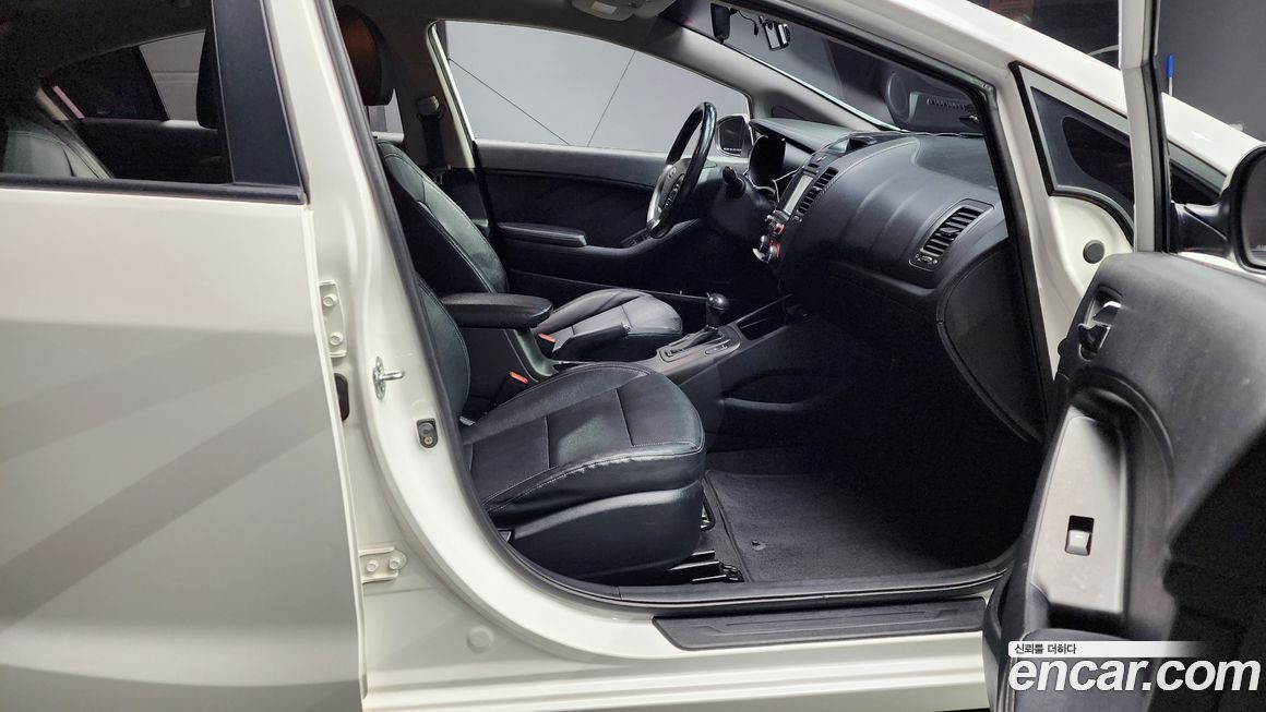 Kia K3 2013