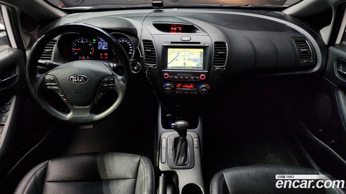 Kia K3 2013